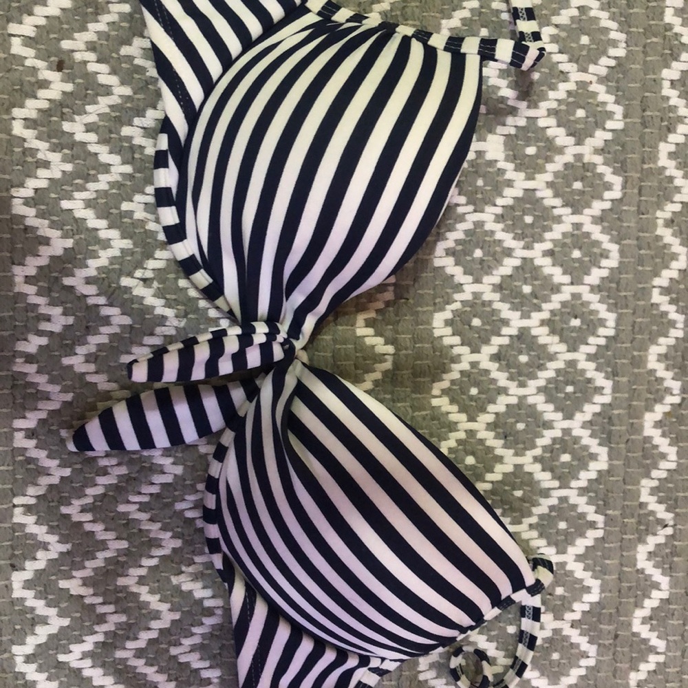 xhilaration top